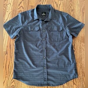 Prana Cayman Short Sleeve Button Down Shirt Men's Medium Charcoal Gray Plaid EUC